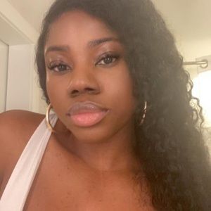 Meet your Posher, Tan